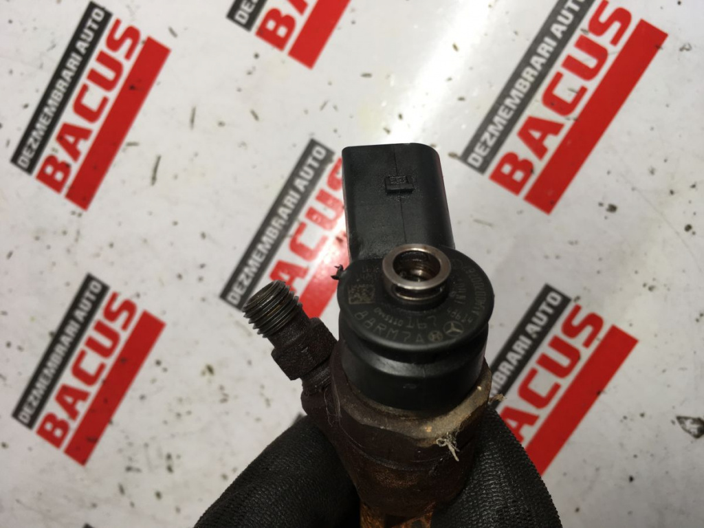 Injector Mercedes A-class W169 cod: 0445110167