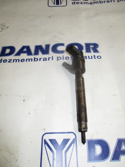 INJECTOR MERCEDES C-CLASS 2.2CDI AN 2006 COD 0445110177