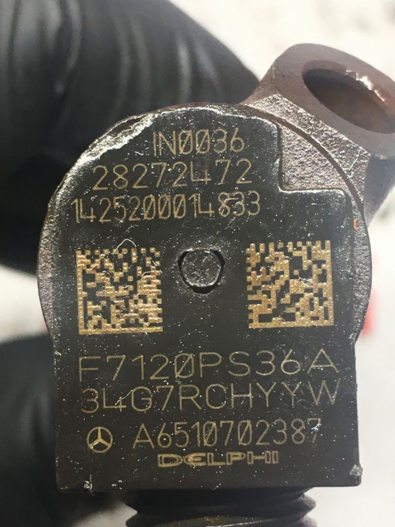 Injector Mercedes E Class 2.2 CDI euro 5