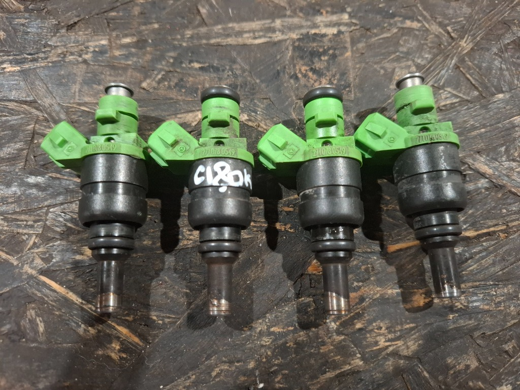 Injector Mercedes M271 1.8Kompressor OEM 2710780549 - imagine 1
