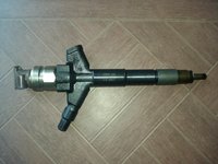 Injector NISSAN NAVARA 2.5 D 4X4 COD PIESA 166003XN0A