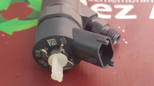 Injector NOU Volvo S80 Volvo C30 Volvo V70 1.6 D cod 5M5Q9F593AA 0445110259