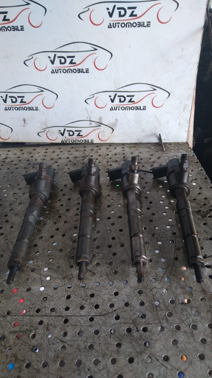 Injector Opel Combo Corsa D 1.3 CDTi euro 4 cod 0445110183