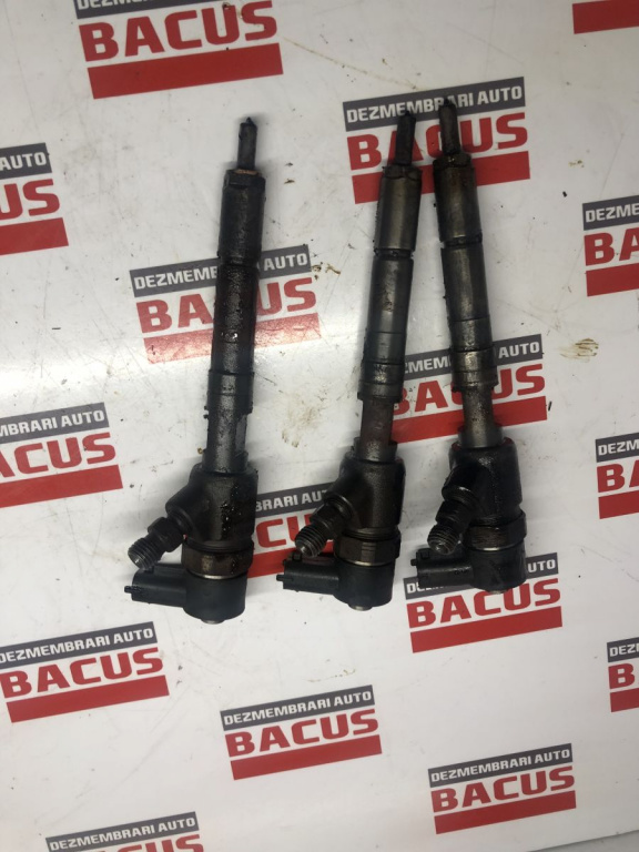 Injector Opel Corsa D / 1.3 CDTI / an 2010 / Cod: 0445110325