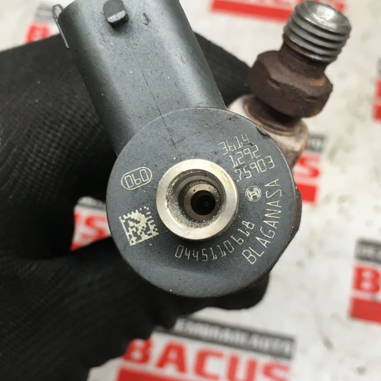 Injector Opel Corsa E 1.3 CDTI Bosch Cod