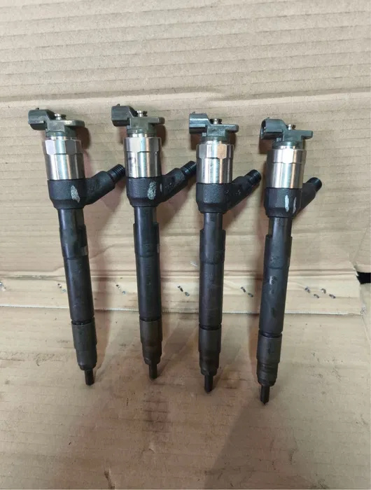 Injector Opel Mokka 1.6 CDTI cod injector 55570012