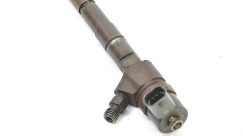 Injector Opel VECTRA C 2002 - 2009 Motorina 0445110159