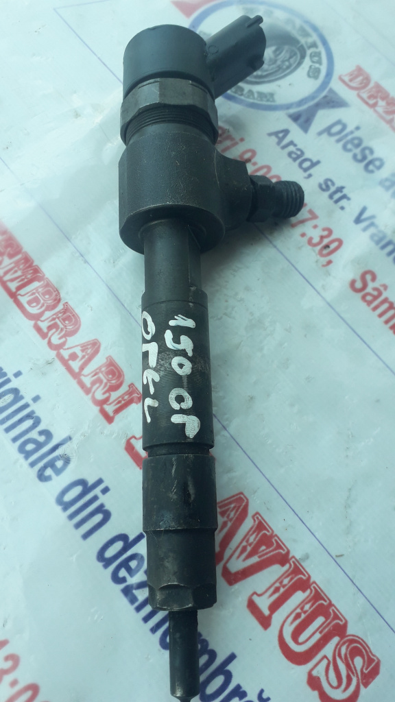 Injector Opel Vectra c Astra H 1.9cdti 120 cp an 2006 0445110165