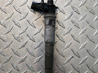 Injector Opel Vivaro 2.0 DCi 0445115007