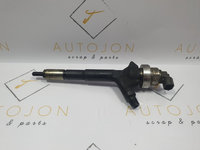 Injector Opel Zafira (A05) 1.7 CDTI 2011