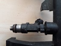 Injector Pentru Peugeot 207 1.6 16v cod 0280158057