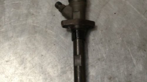 Injector Peugeot 406/607/807/C5 2.2 hdi 2001 