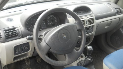 Injector Renault Clio 2004 BERLINA 1.5 euro 3