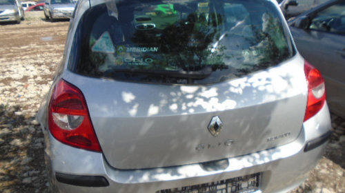 Injector Renault Clio 3 2006 Hatchback 1.4 16v