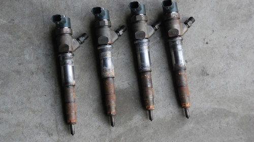 Injector Renault Master 2.3 DCI cod injector 