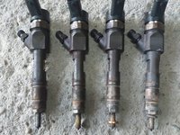 Injector Renault Megane , Scenic , Laguna 1.9 dci cod : 8200389369 , 0445110230 Bosch