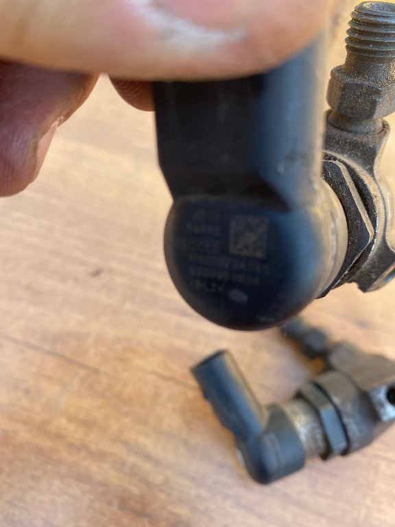Injecteur Diesel Remanufacturé SIEMENS - Pour Renault/Nissan 1.5 DCI - Réf. H8200704191 - Caution Possible