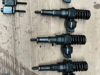 Injector Skoda Octavia 2 1.9 TDI 77kw BKC 2005 038130073AG