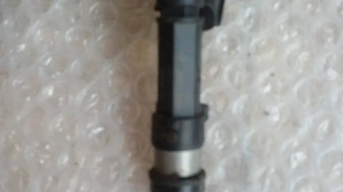 Injector toyota yaris 1.3 benz 0280158213 23209-47010