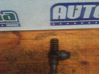 Injector Volkswagen Caddy 3 2004-2015 038130073AP 2.0 SDI