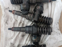 Injector Volkswagen Passat B6 2007 Berlina 2.0 TDI, cv manuala