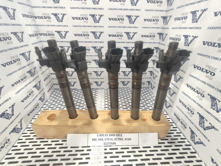 Injector VOLVO 2.4D5 2.0D3 D4 E5 S60 V60