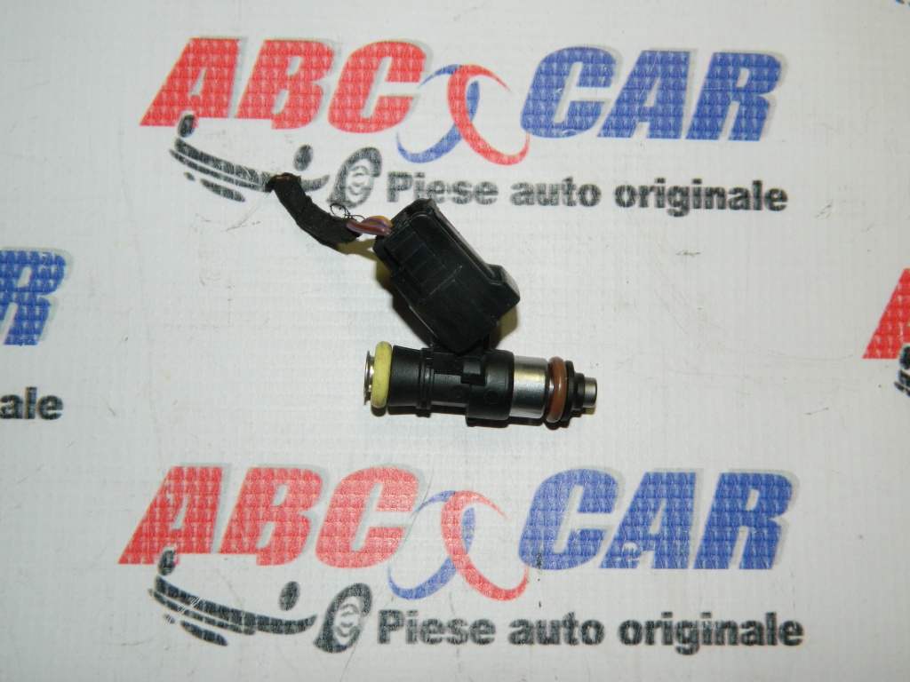Injector VW Caddy (2K) 1.4 TSI cod: 03C906039A model 2012