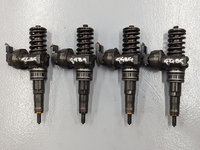 Injector VW Caddy III Break (2CH) 1.9 TDI 75 CP cod: 038130073BN
