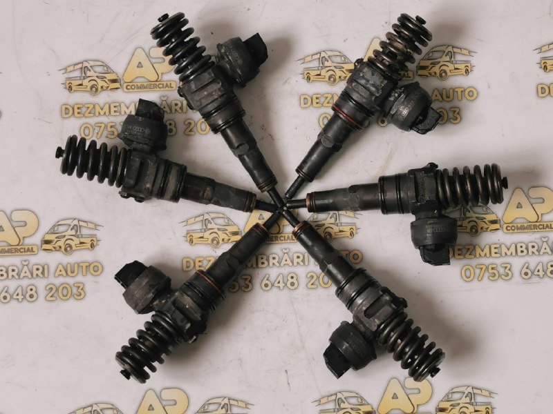 Injector VW Multivan T5 (7HF) 1.9 TDI 105 CP cod: 0414720215