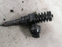 Injector VW Passat B6 1.9 tdi Skoda Superb 038130073AG