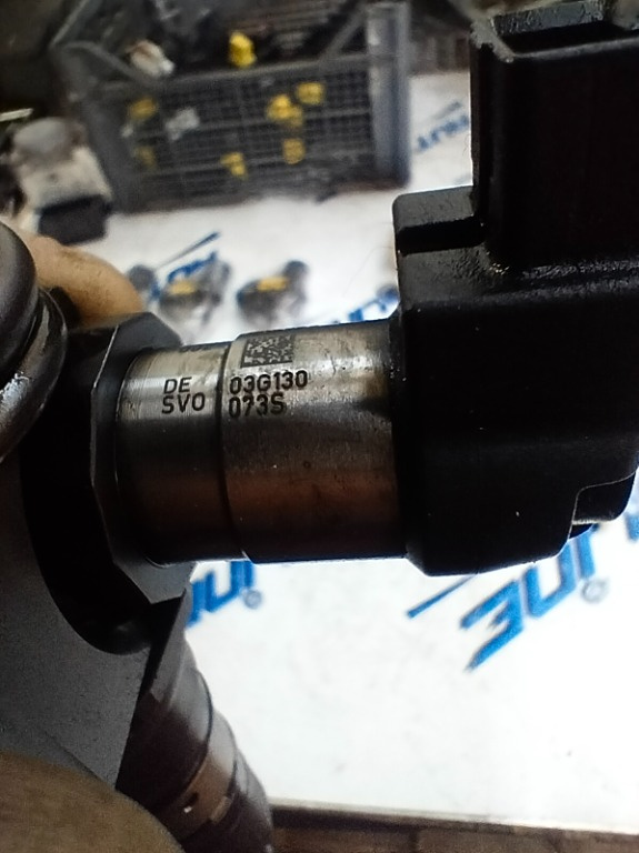 Injector VW Passat B6, 2.0 TDi, 140 CP, 