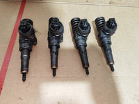 INJECTOR VW Passat B6 2007 1.9 BXE/BKC 038130073AG