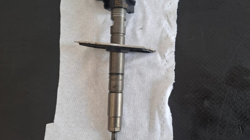 Injector VW Passat B6/B7 2.0 TDI CBAB - COD 03L130277 / 0445116030