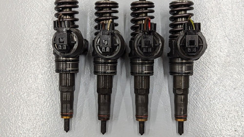 Injector VW Passat B6 Variant (3C5) 1.9 TDI 105 CP cod: 038130073BN