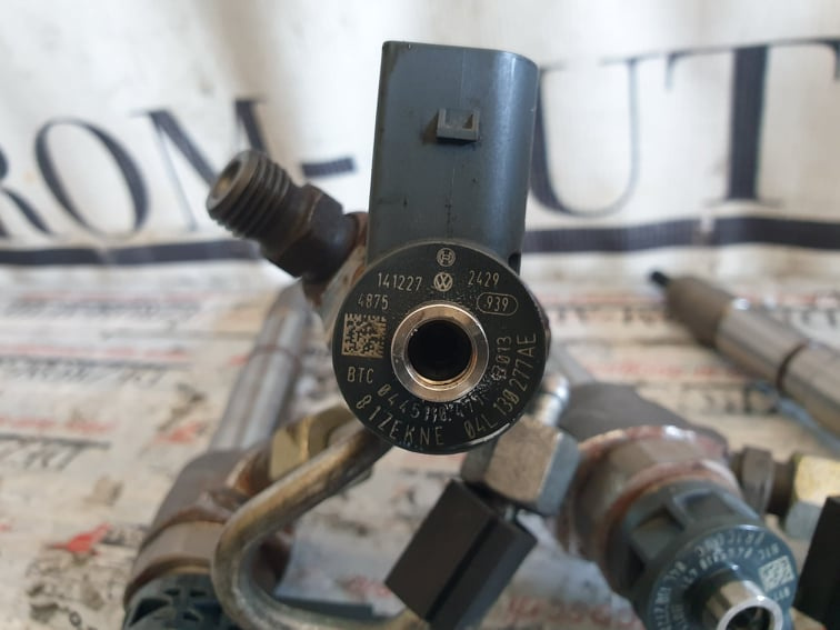 Injector VW Passat B8 2.0 TDI 4motion 15