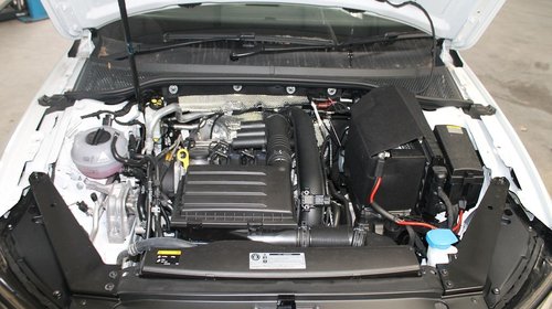 Injector VW Passat B8 2015 variant 1.4 tsi CZEA