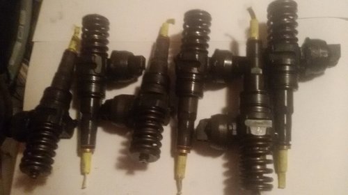 Injector VW Touareg 2.5 si 5000 v10