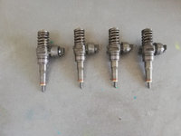 Injector VW Touran 1T2 Facelift 1.9 TDI 105 cai motor BXE cod 038130073AG BA an 2007 2008 2009 2010