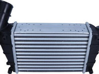 Intercooler, compresor ALFA ROMEO 147 (937_) Hatchback, 10.2000 - 12.2010 Maxgear AC695999