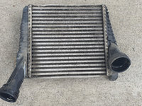 Intercooler dreapta Audi q7 4L, Touareg 3.0 4.2 TDI cod 8ML376729571