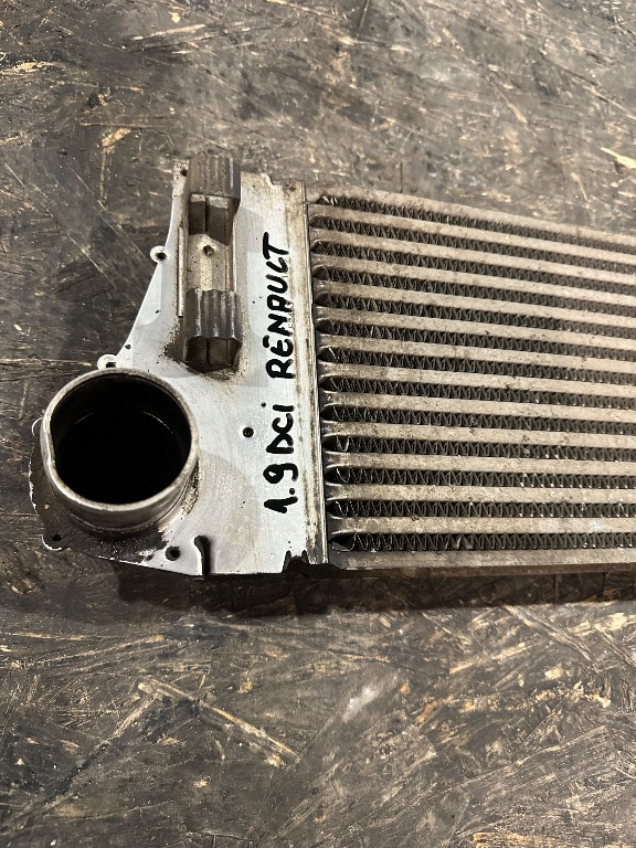 Intercooler Renault 1.9 DCI F9Q Megane 2 Scenic 2 Laguna 2 Kangoo Espace - Cod 8200369581 - imagine 2