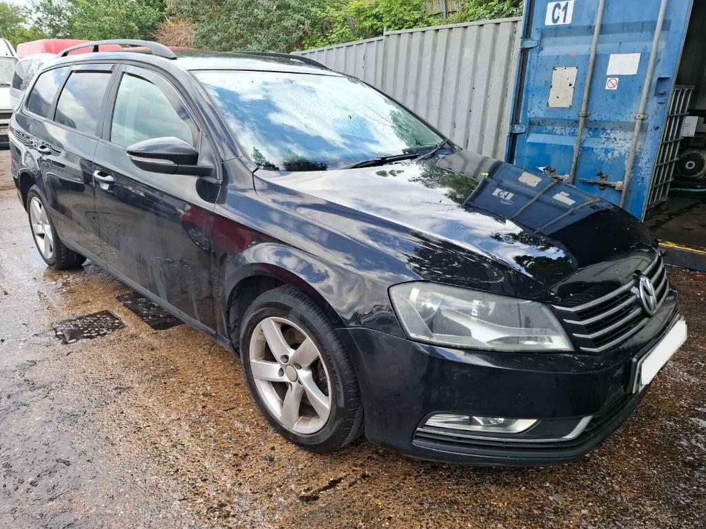 Intercooler Volkswagen Passat B7 2011 VARIANT 1.6 TDI
