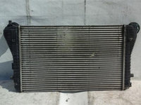 Intercooler Vw Golf 5 / Skoda Octavia 2 An 2004 2005 2006 2007 2008 2009 1.9 tdi cod 1K0145803 / 1K0145928A un piciorus de sustinere este rupt.