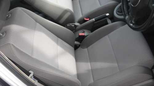 Interior Audi A2, scaune, banchete, fete de usi