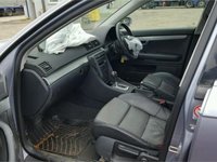 Interior Audi A4 2005 2.0 Diesel Cod Motor: BRE