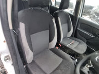 Interior Complet Material Logan MCV