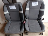 Interior complet Material+ Piele LOCURILE 1-2-3-4-5 Renault Scenic 3 [2009 - 2012] Grand minivan 5-usi 1.6 MT (110 hp)