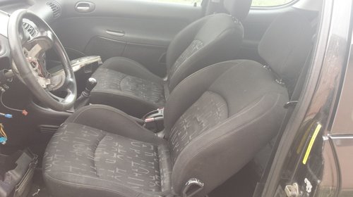 Interior complet peugeot 206 coupe an 2004