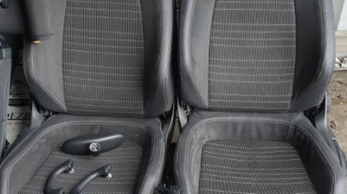 Interior complet (scaune piele+alcantara, fete usi, stalpi, plafon negru, cotiera) VW Scirocco III