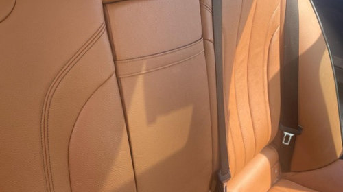Interior de piele mustar cu incalzire BMW Seria 5 G31 2017
